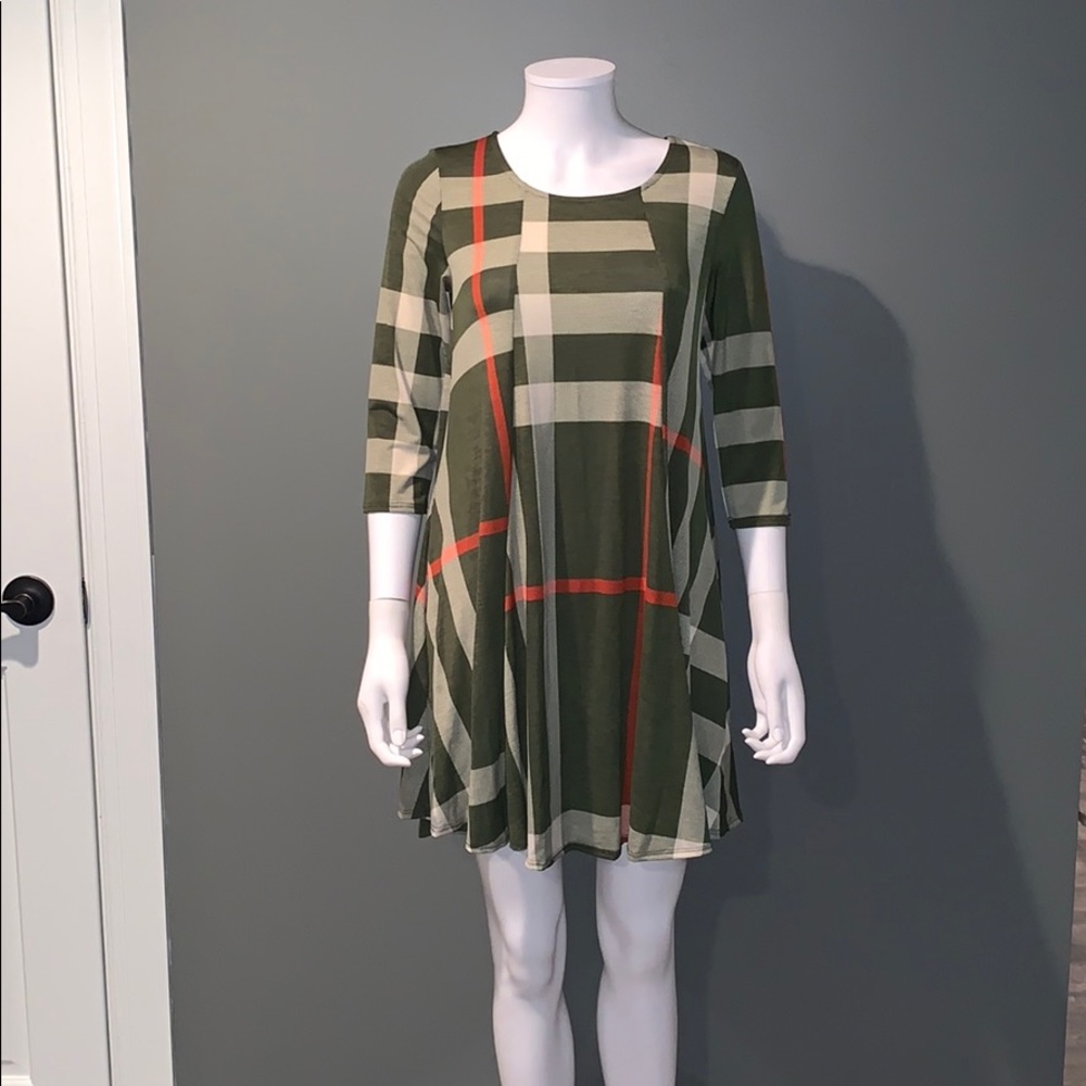 WOMANS green plaid tunic top SZ.L